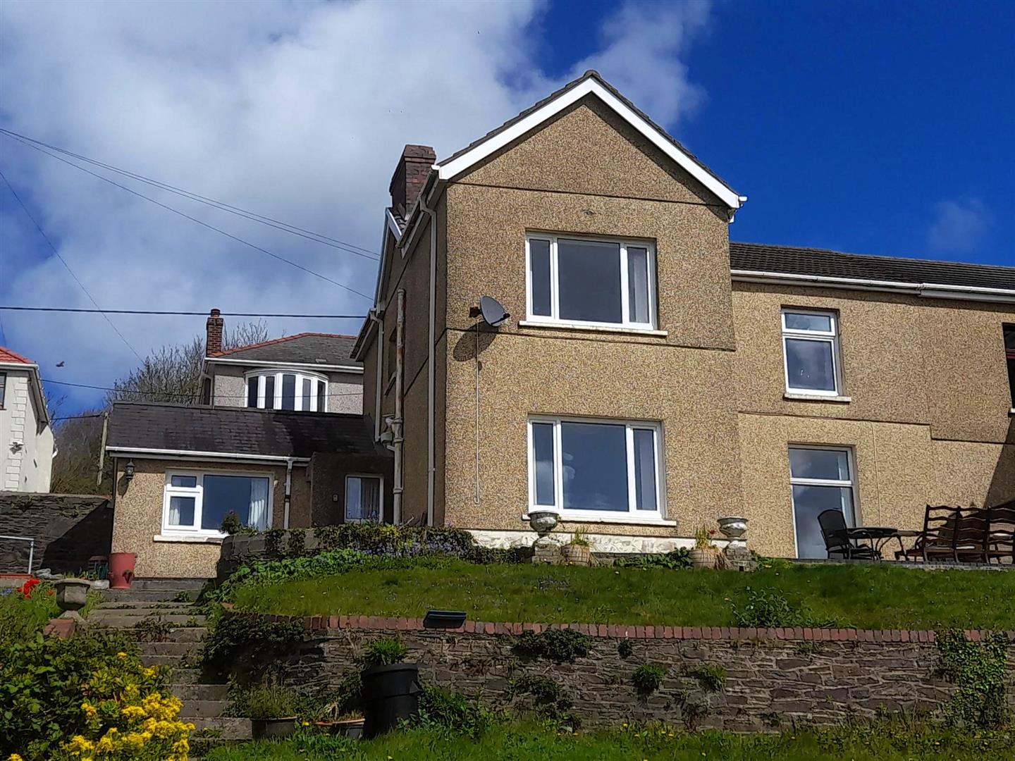 Elgin Road, Pwll, Llanelli, SA15 4AD